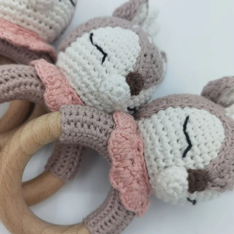 Handmade Baby Wooden Teether DIY Crochet Deer ELK Rattle Newborn Rodent Teething Ring Mobile Gym Educational Toys for Kids