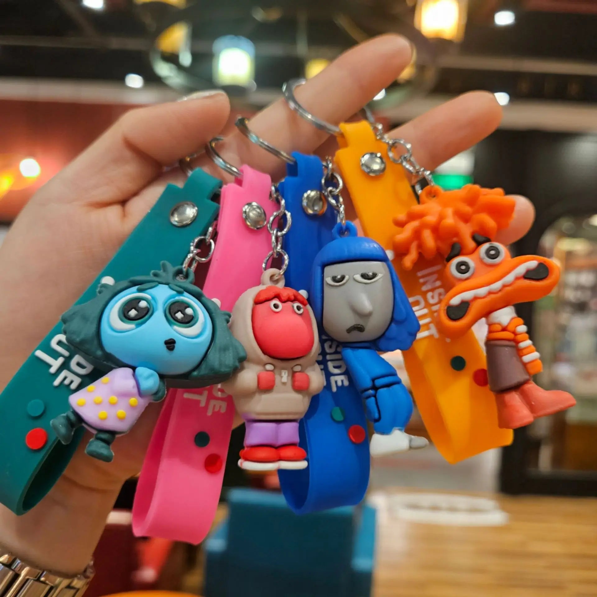 Disney Filme Anime Ansiedade Ennui Inveja Meninas bonitos Chaveiro, Saco criativo Pingente, Brinquedos do carro, Presentes Kawai