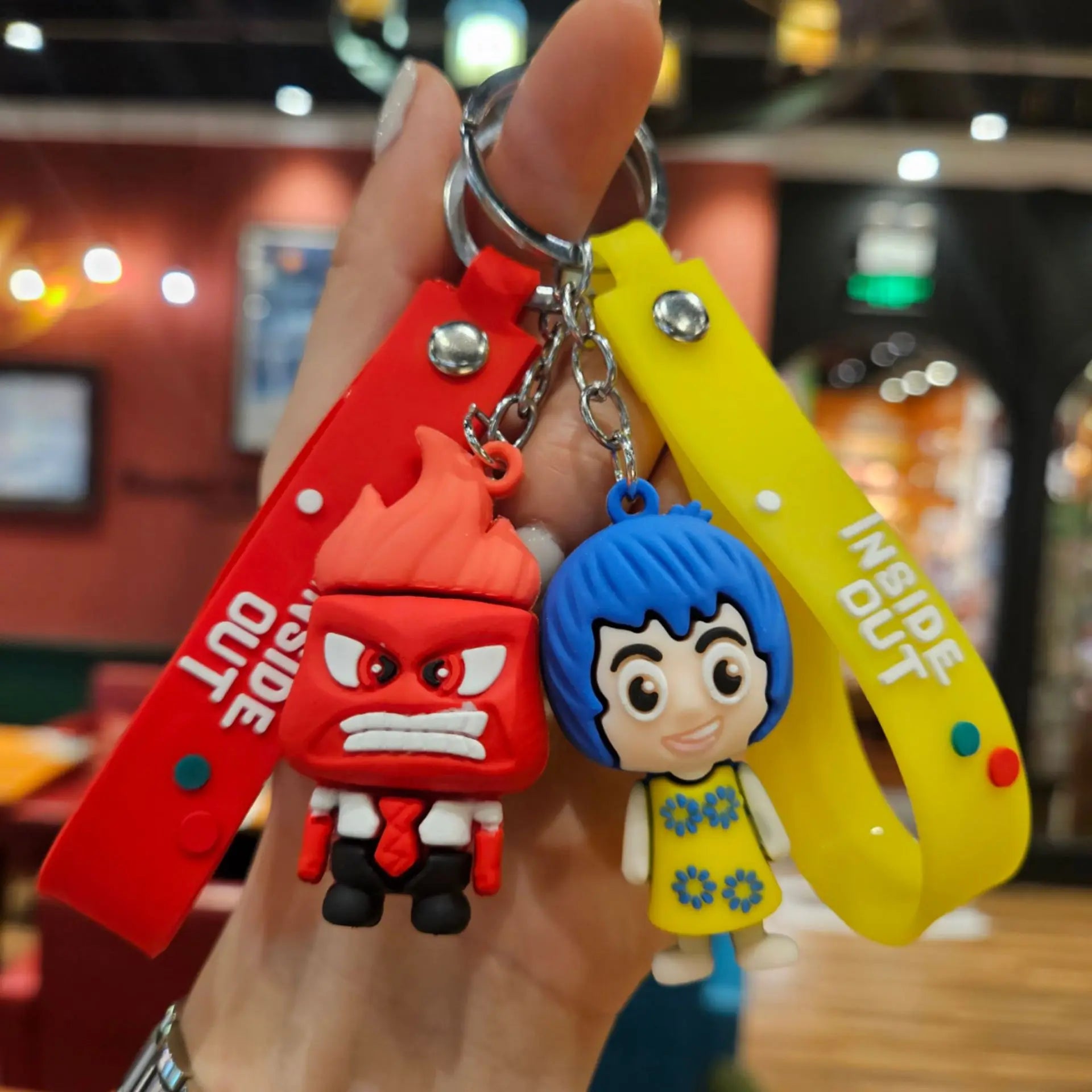 Disney Filme Anime Ansiedade Ennui Inveja Meninas bonitos Chaveiro, Saco criativo Pingente, Brinquedos do carro, Presentes Kawai