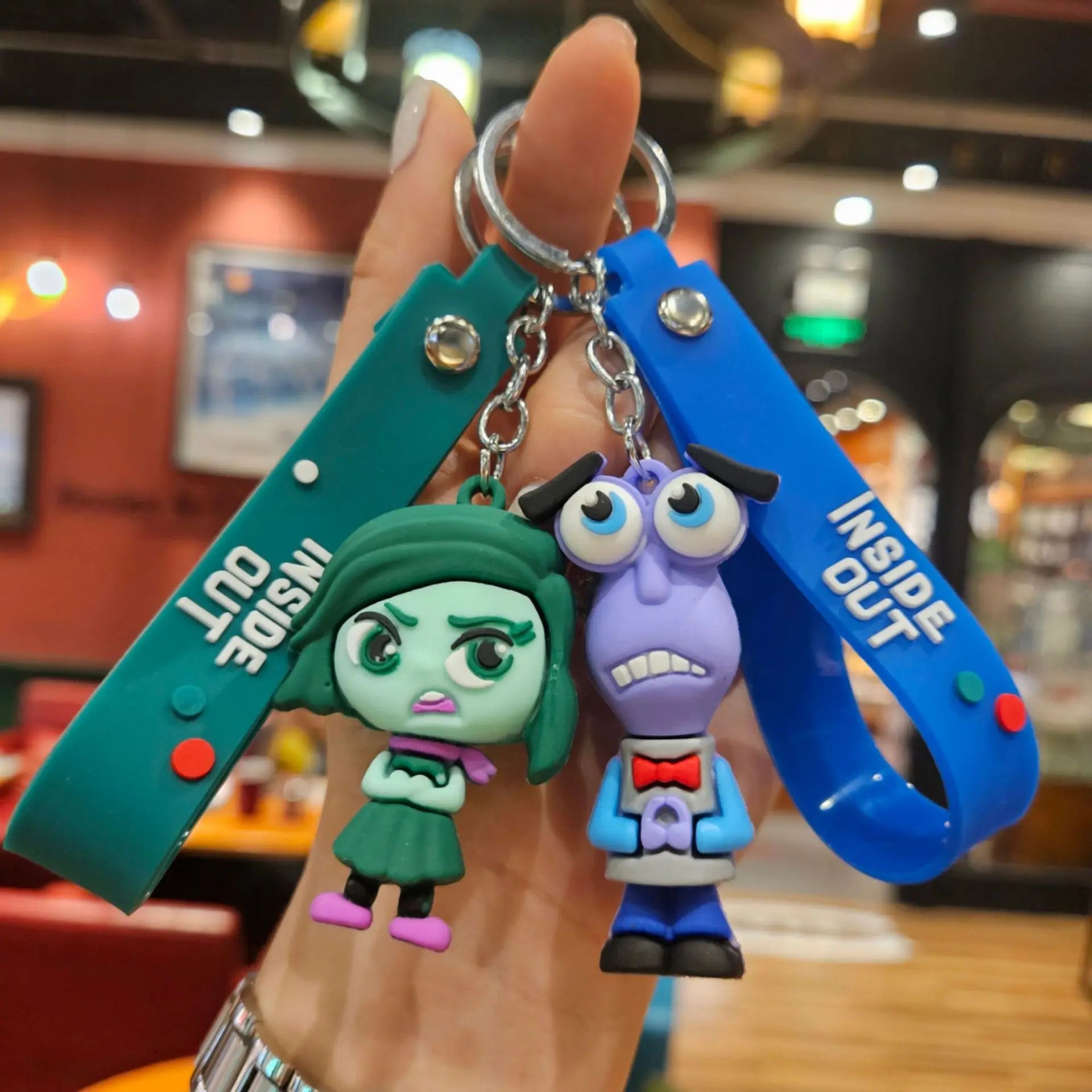 Disney Filme Anime Ansiedade Ennui Inveja Meninas bonitos Chaveiro, Saco criativo Pingente, Brinquedos do carro, Presentes Kawai