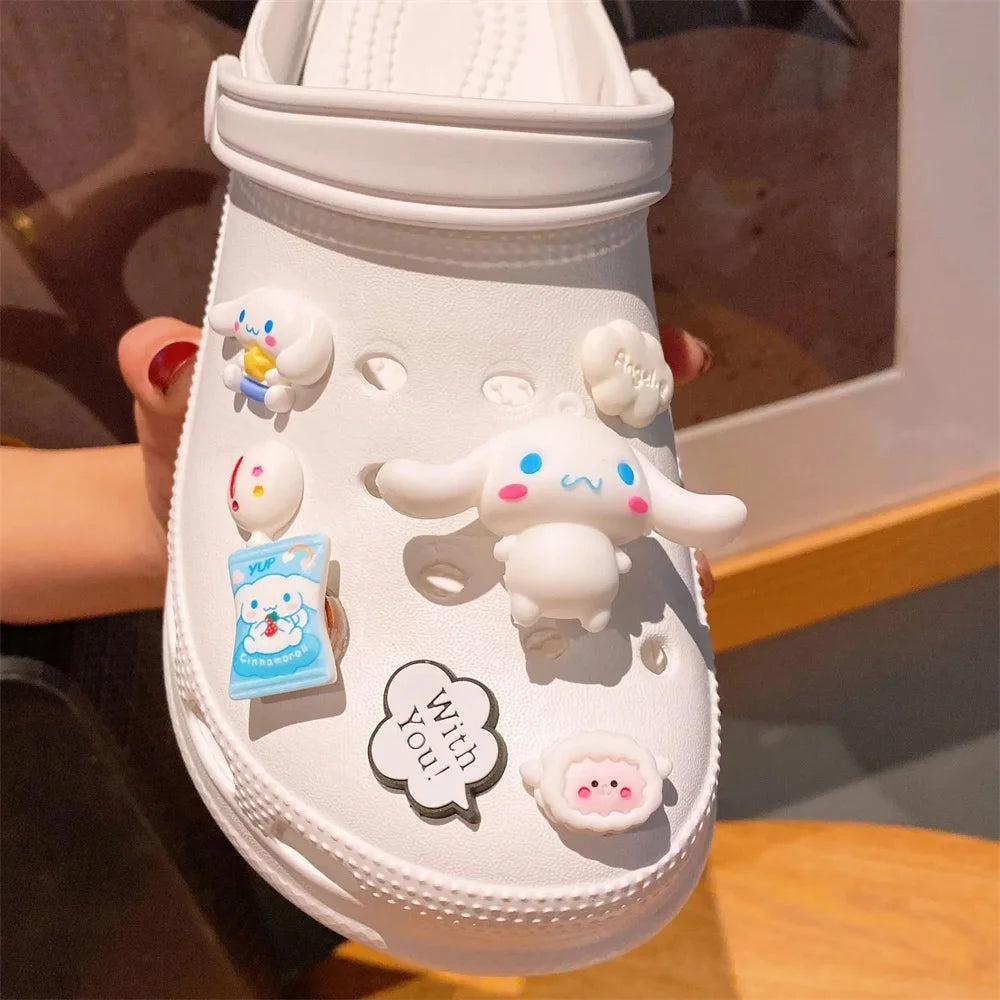 Kawaii Sanrio LED Charm Shoe Buckles Set Cute Hello Kitty Kuromi Cinnamoroll Melody Assembling DIY Shoe Decorations Girls Gifts