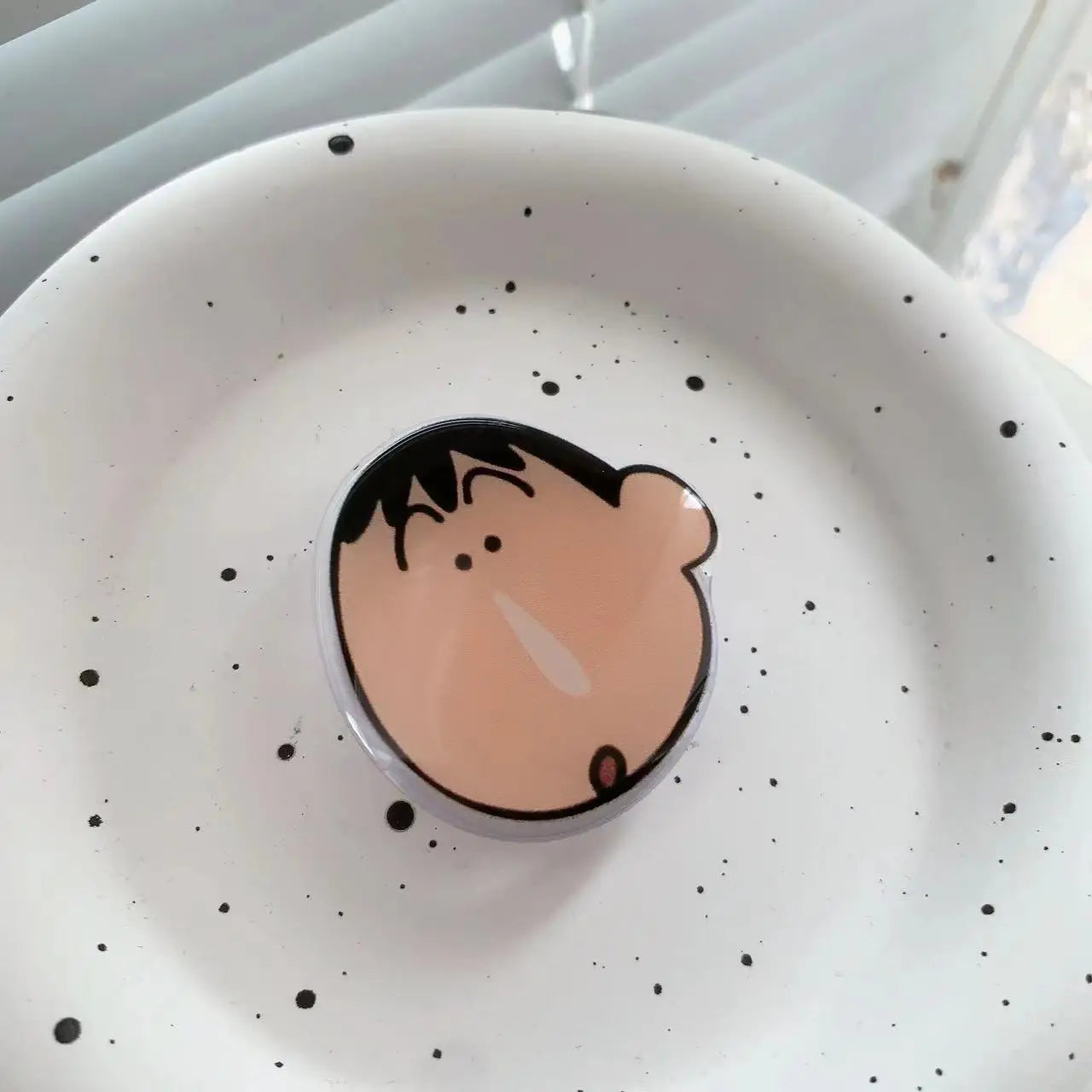Crayon Shin-chan Phone Holder Stand Grip for Mobile Phone Ring Accessories Cute Retractable Folding Stand Support Desk Stand New