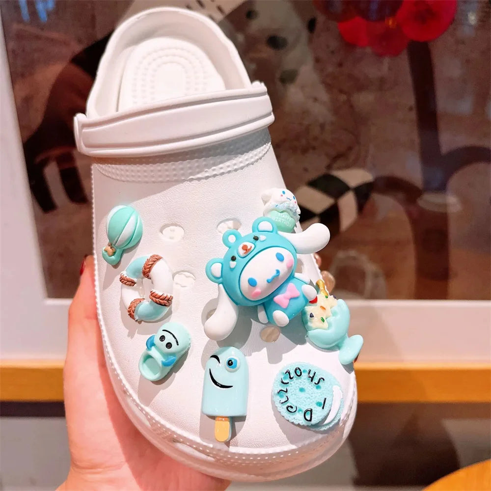 Kawaii Sanrio LED Charm Shoe Buckles Set Cute Hello Kitty Kuromi Cinnamoroll Melody Assembling DIY Shoe Decorations Girls Gifts