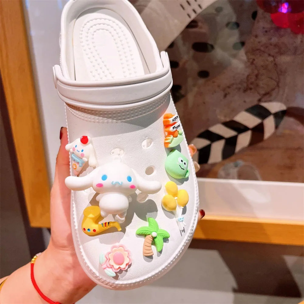 Kawaii Sanrio LED Charm Shoe Buckles Set Cute Hello Kitty Kuromi Cinnamoroll Melody Assembling DIY Shoe Decorations Girls Gifts