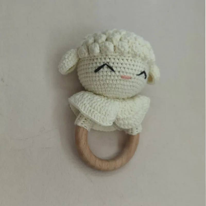 Handmade Baby Wooden Teether DIY Crochet Deer ELK Rattle Newborn Rodent Teething Ring Mobile Gym Educational Toys for Kids