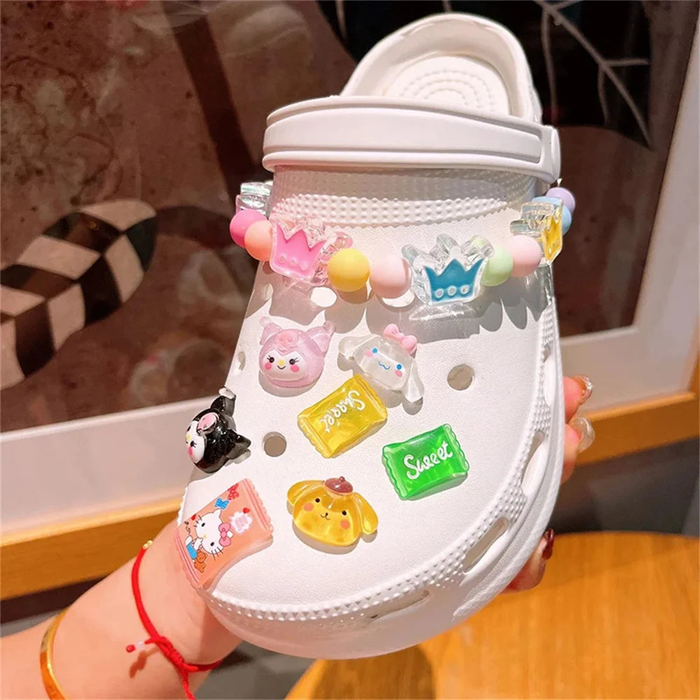 Kawaii Sanrio LED Charm Shoe Buckles Set Cute Hello Kitty Kuromi Cinnamoroll Melody Assembling DIY Shoe Decorations Girls Gifts