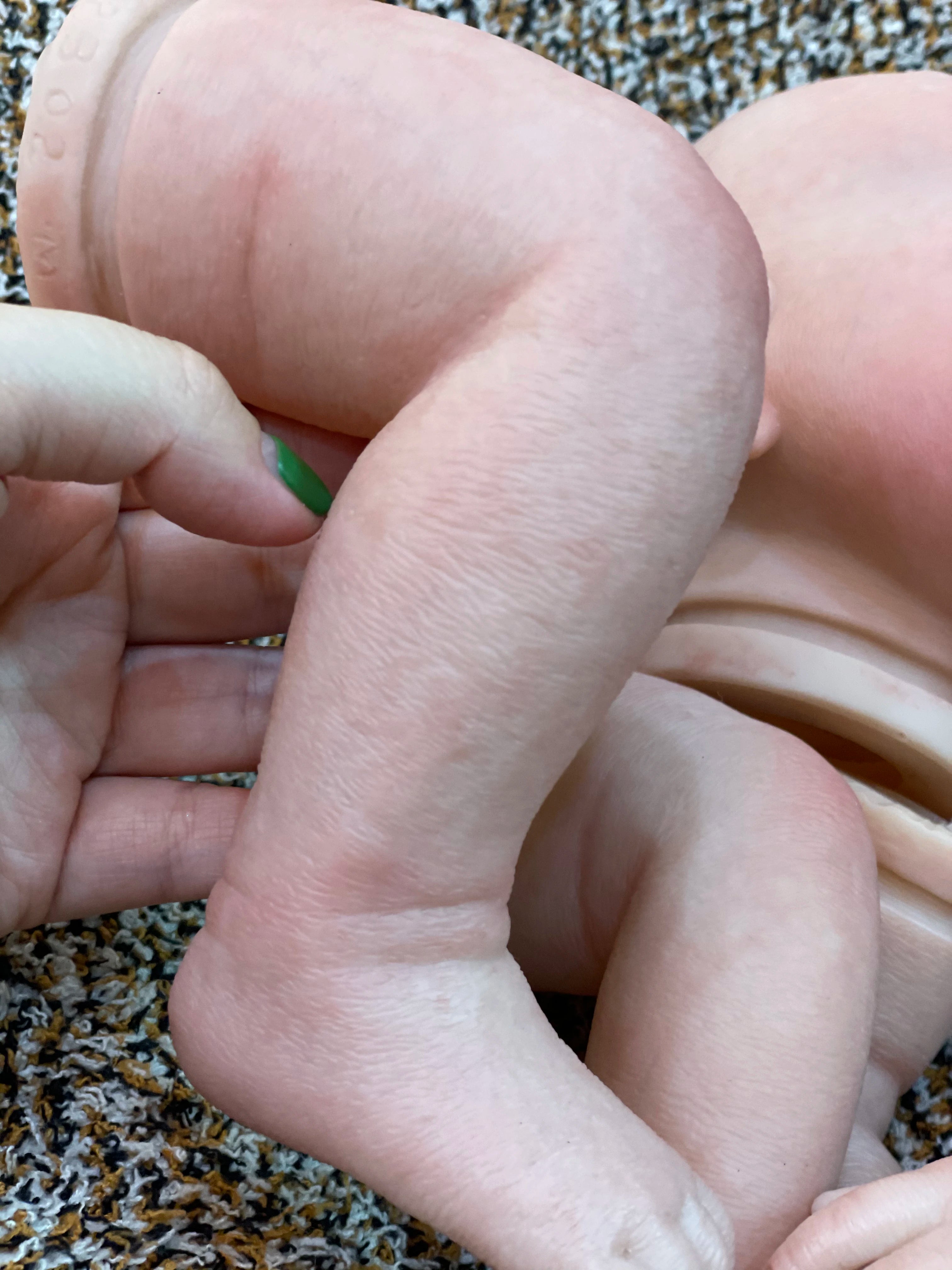 20Inch Sleeping Bebé Reborn Doll Kits With Lifelike Skin Wrinkles Painted Realistic Newborn Baby Soft Vinyl Unfinshed Kit Toys