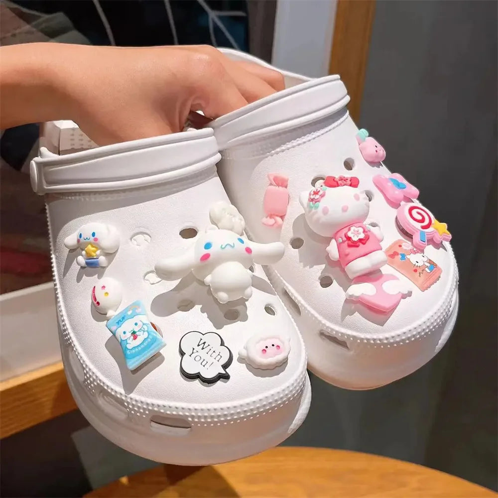 Kawaii Sanrio LED Charm Shoe Buckles Set Cute Hello Kitty Kuromi Cinnamoroll Melody Assembling DIY Shoe Decorations Girls Gifts