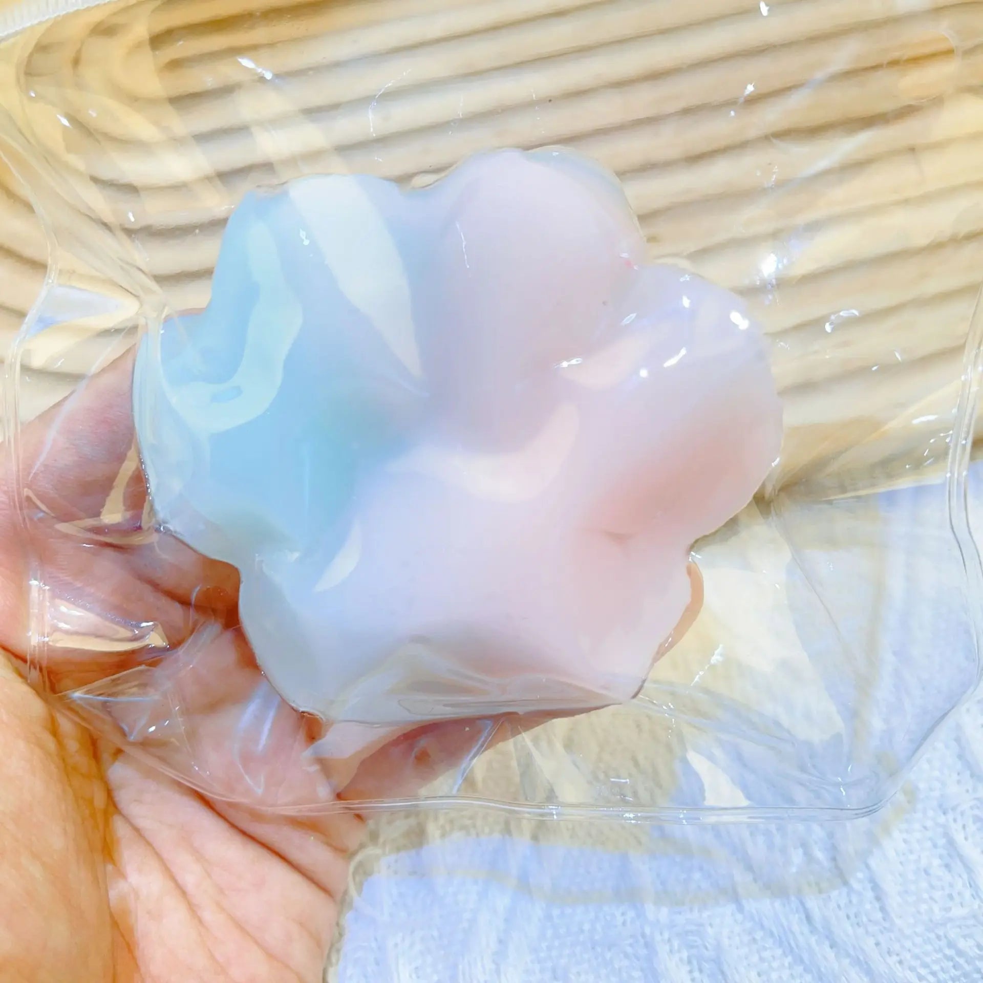 Flocking Stress Relief Squishy Cat Paw Mochi Slow Rebound Fidget Relax Toy Decompression Pinch Taba Foot Sticky Squeeze Cat Claw