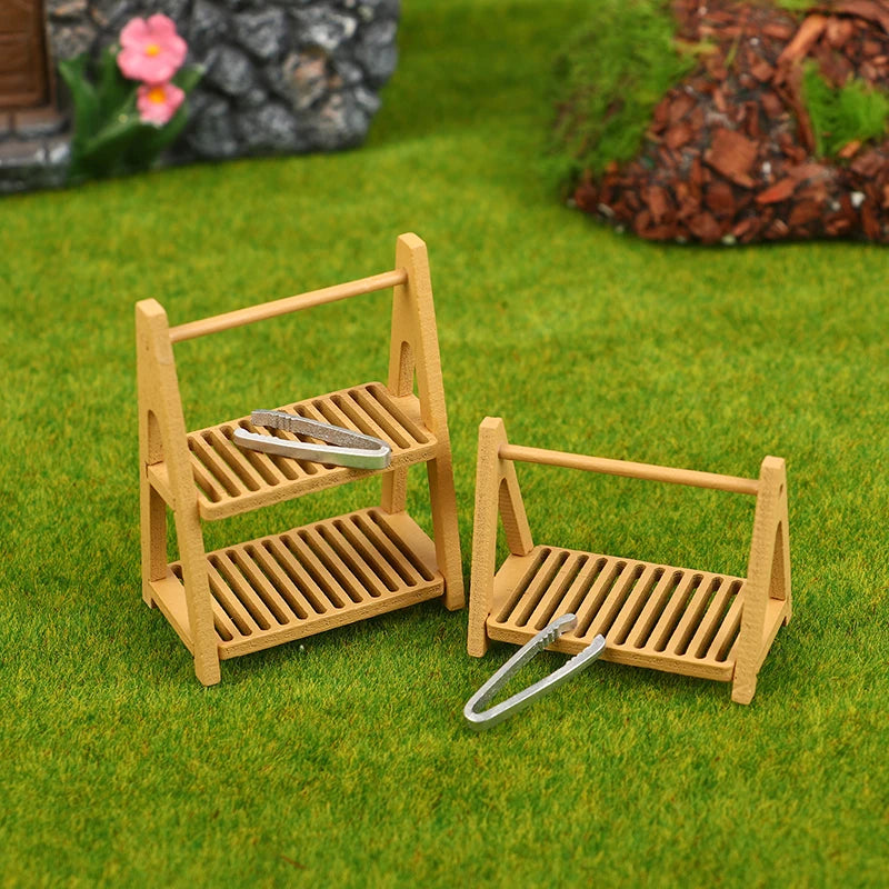 1 Set 1:12 Dollhouse Miniature Bread Rack Cake Shelf Storage Box/Basket W/Baking Clip Scene Decor Doll House Accessories