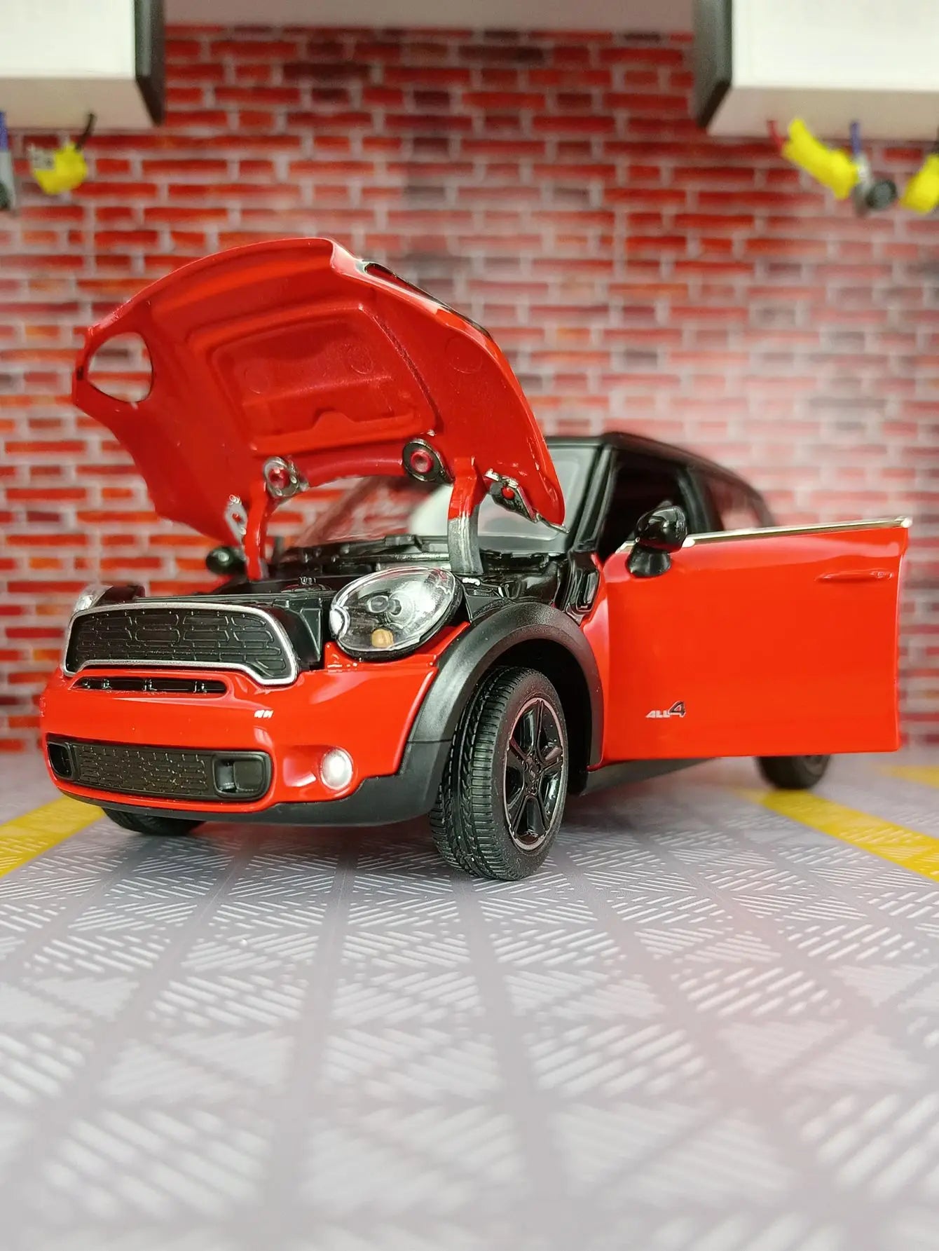 1:24 BMW mini cooper s countryman Simulation static alloy car model metal ornaments adult gifts children's toys